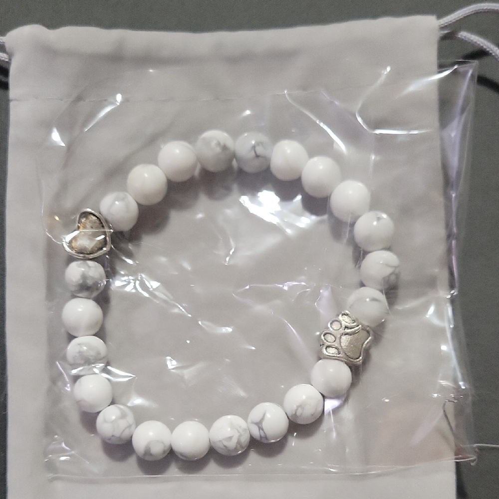 White Beaded Bracelet with Silver Heart/Paw Accents